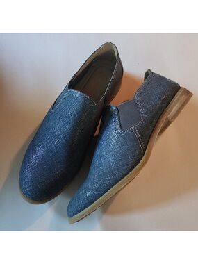 NWOT Ladies hush puppies Casual Slip-On Dress Shoes in Blue